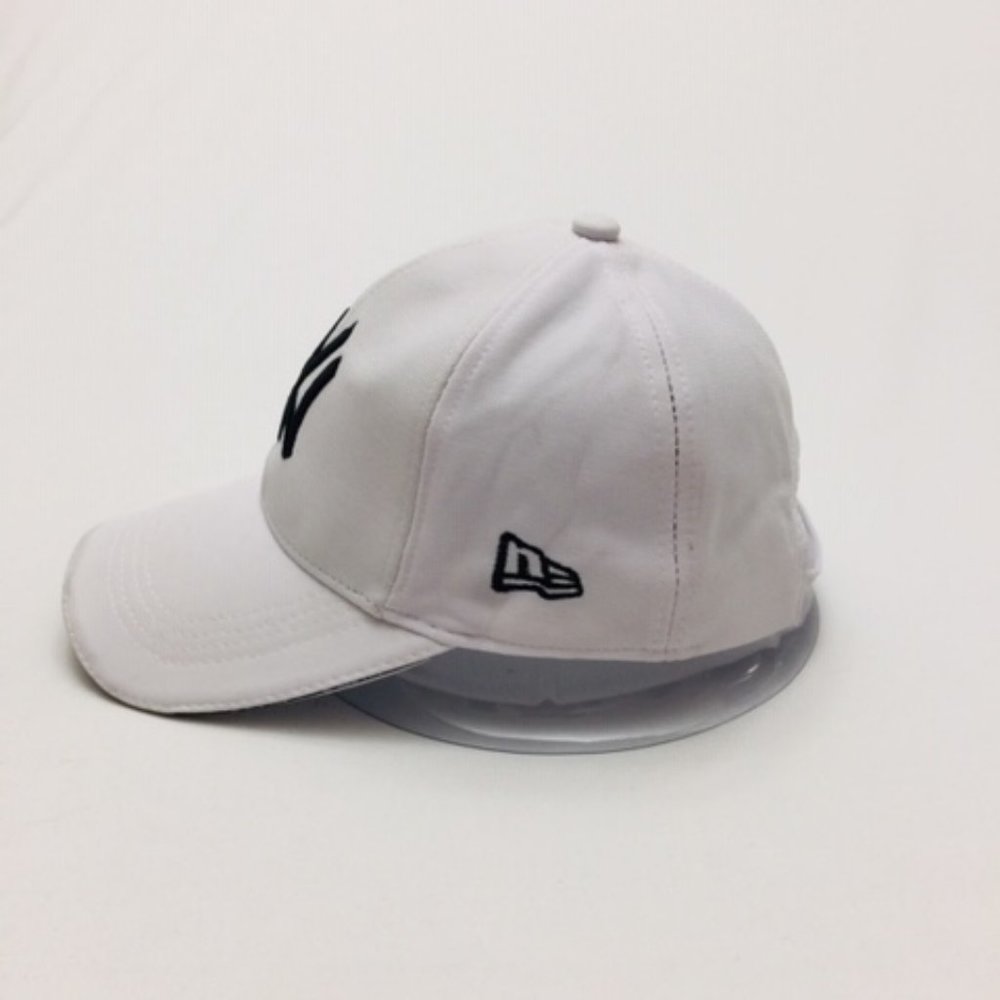 New York Yankee men's baseball Hat - Picture 5 of 6